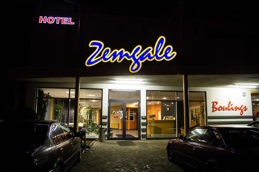 Zemgale Hotel Jelgava Exterior photo