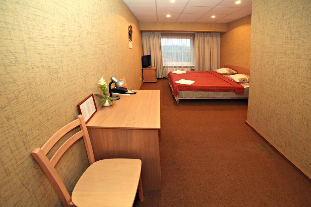Zemgale Hotel Jelgava Exterior photo
